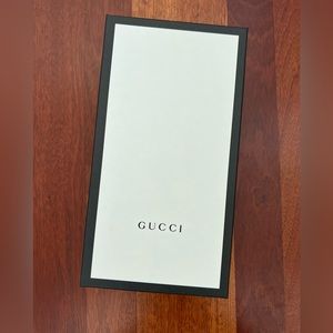 Authentic Gucci Shoe Box (8)